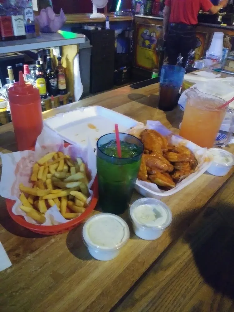 Hot Wings and Fries
